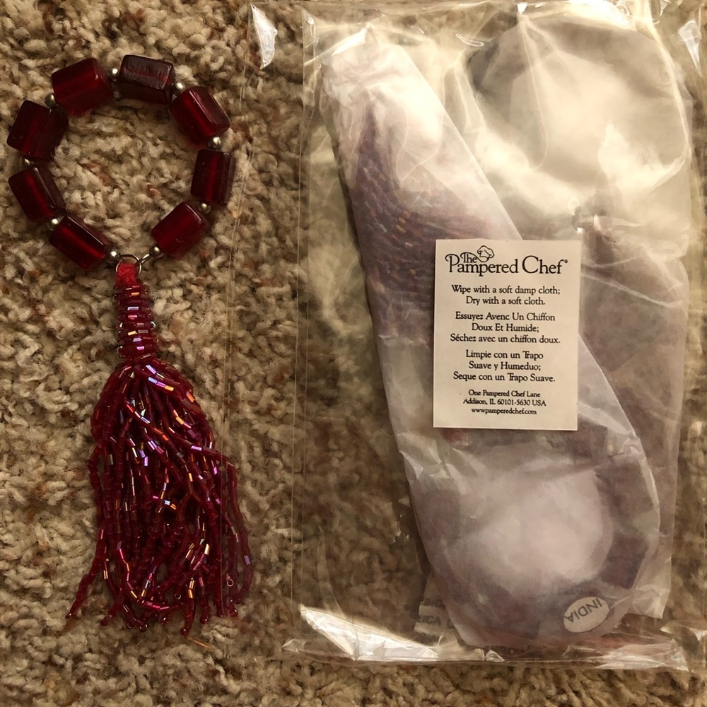 Pampered chef napkin rings (10)